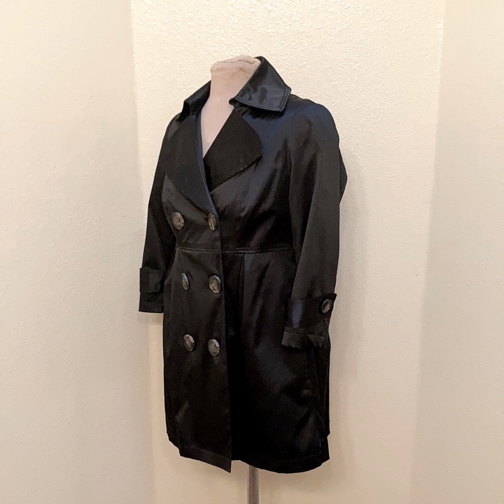 Light Jacket - Picture 2 of 5